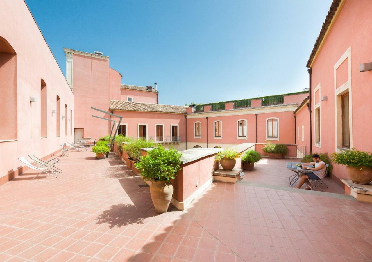 Camplus Guest Catania Exterior photo